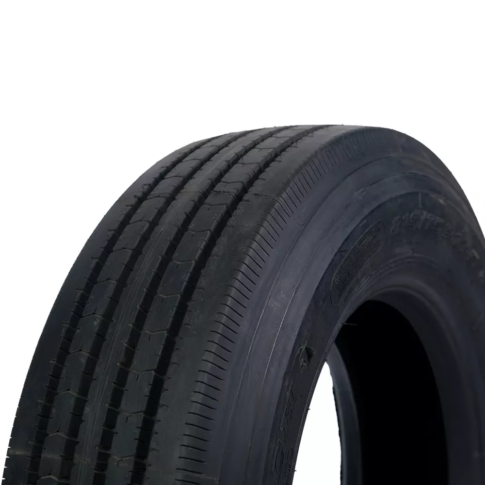 Грузовая шина 215/75 R17,5 Long March LM-216 16PR в Карпинске