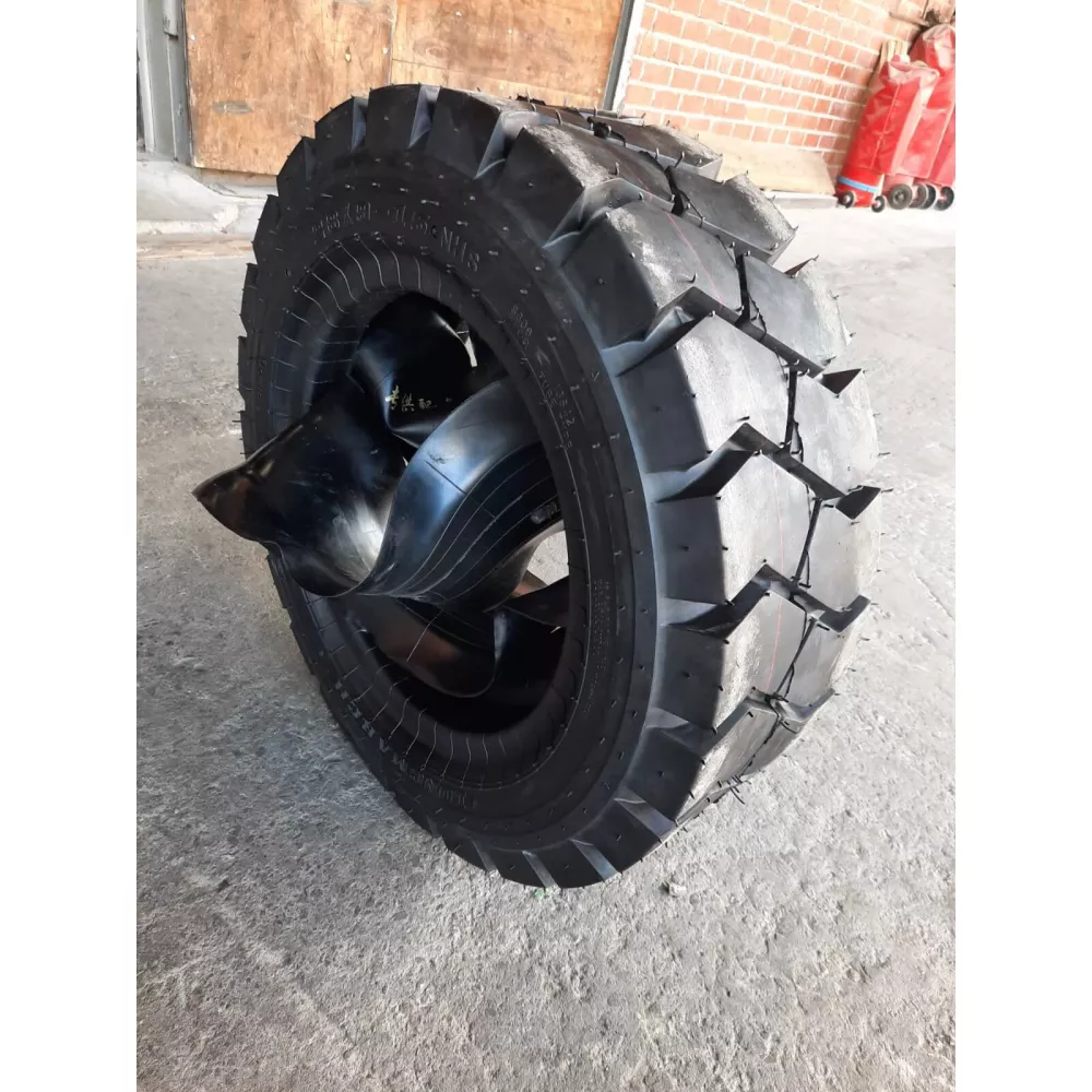 Спецшина 28х9-15 Long march S-606 16 PLY в Карпинске