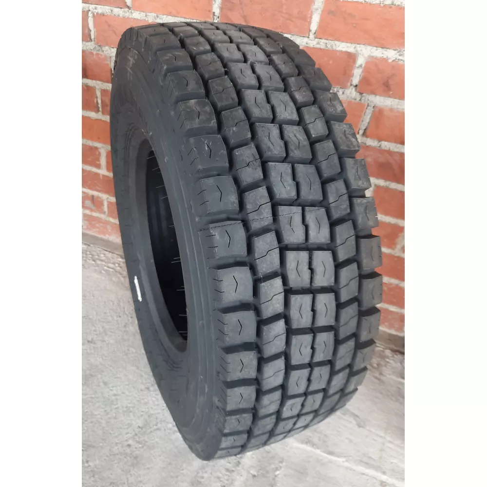 Грузовая шина 305/70 R19,5 Long March LM-329 18PR в Карпинске